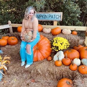 Meet your Posher, Julia